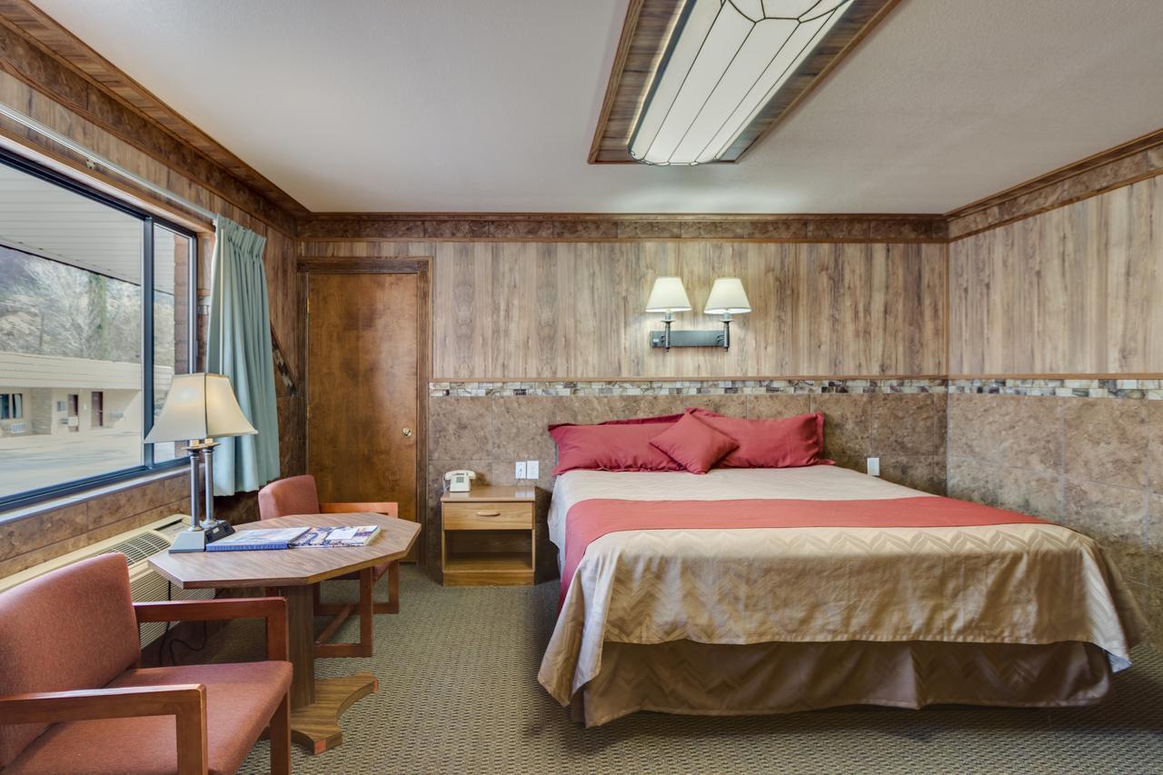 Zion Park Motel Спрингдейл Екстериор снимка
